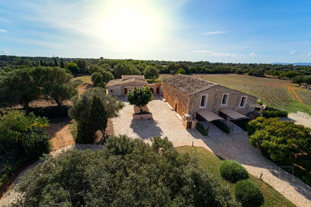 Property photo 3 of 23