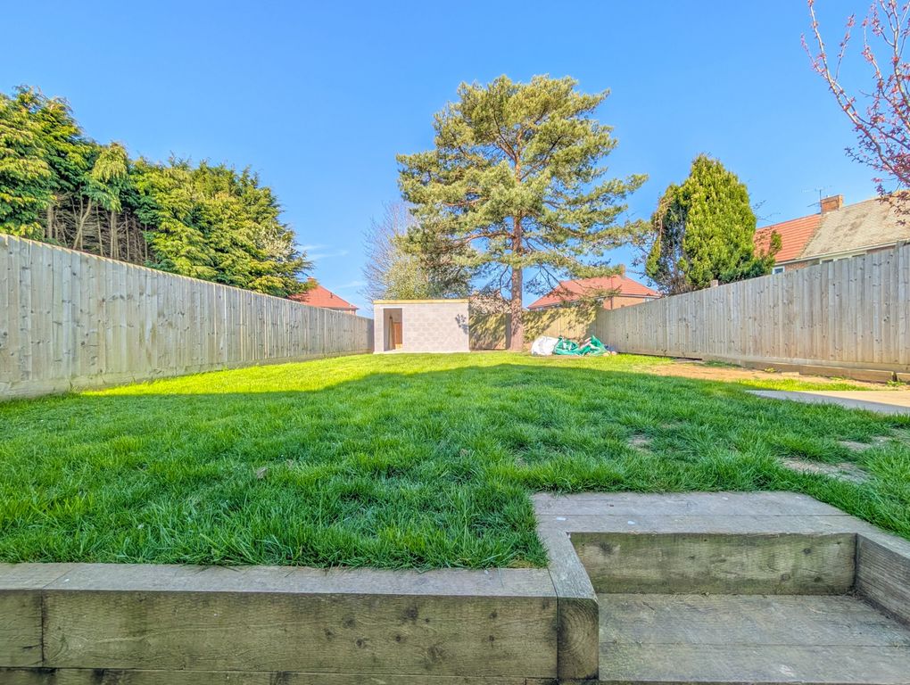 Property photo 2 of 18 Rear Garden