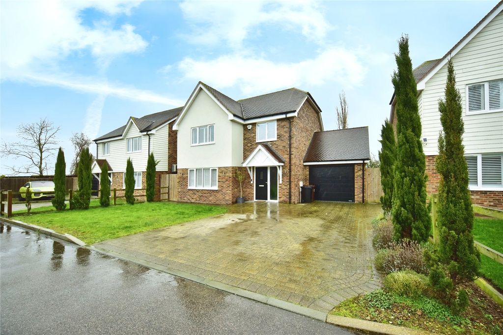 Property photo 1 of 16 Front