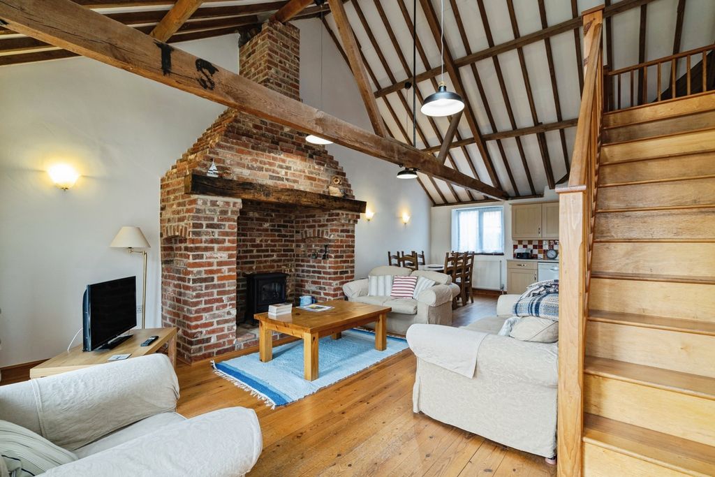 Property photo 2 of 19 Pbox-Img.Jpg