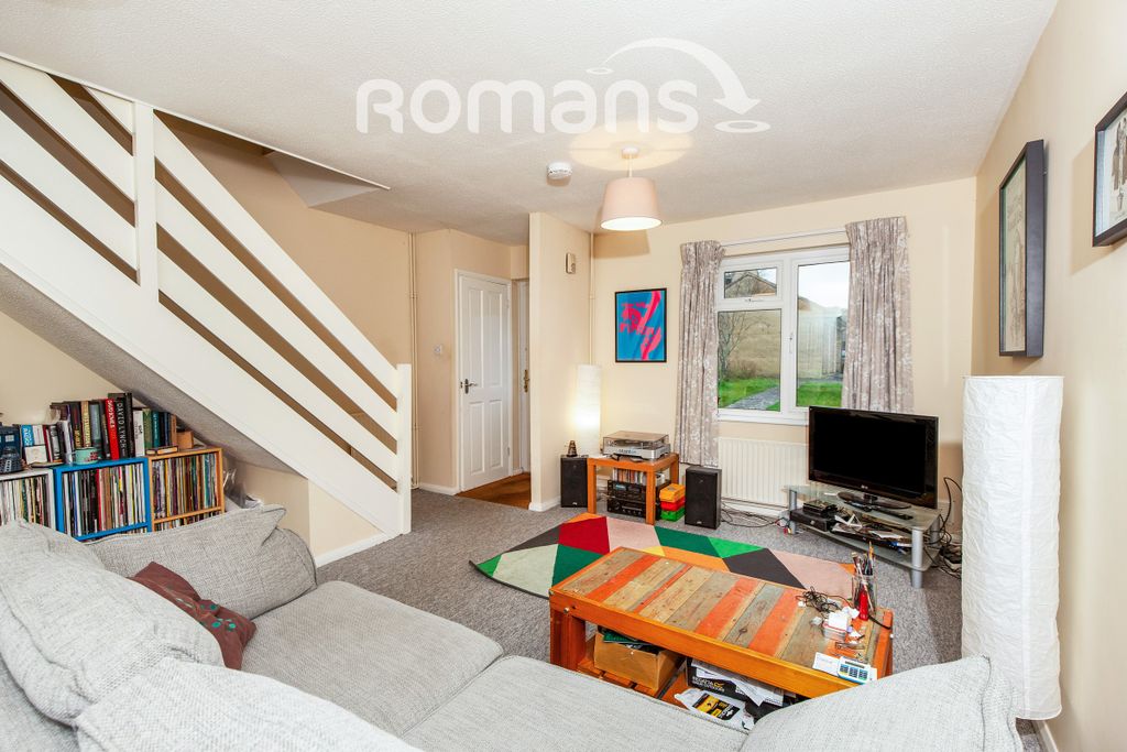 Property photo 2 of 11 3