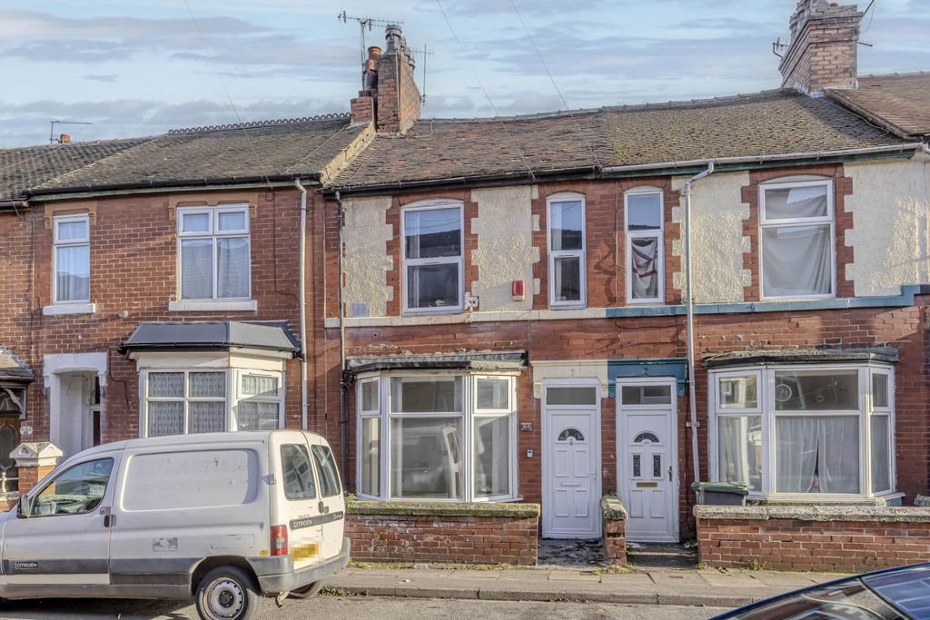 Property photo 2 of 18