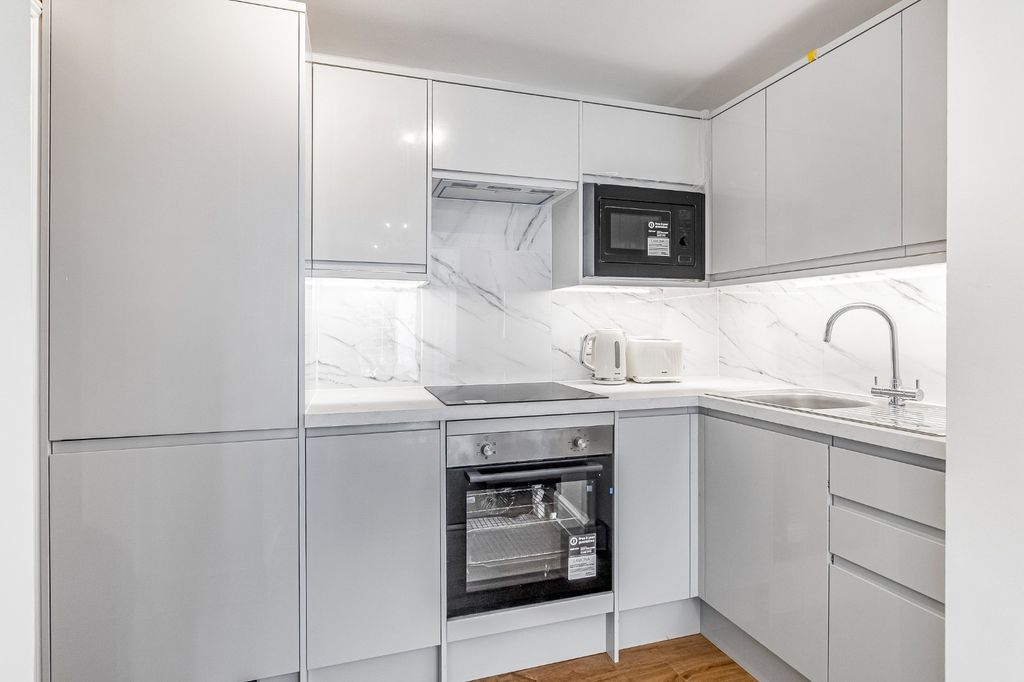 Property photo 2 of 13 Kitchen