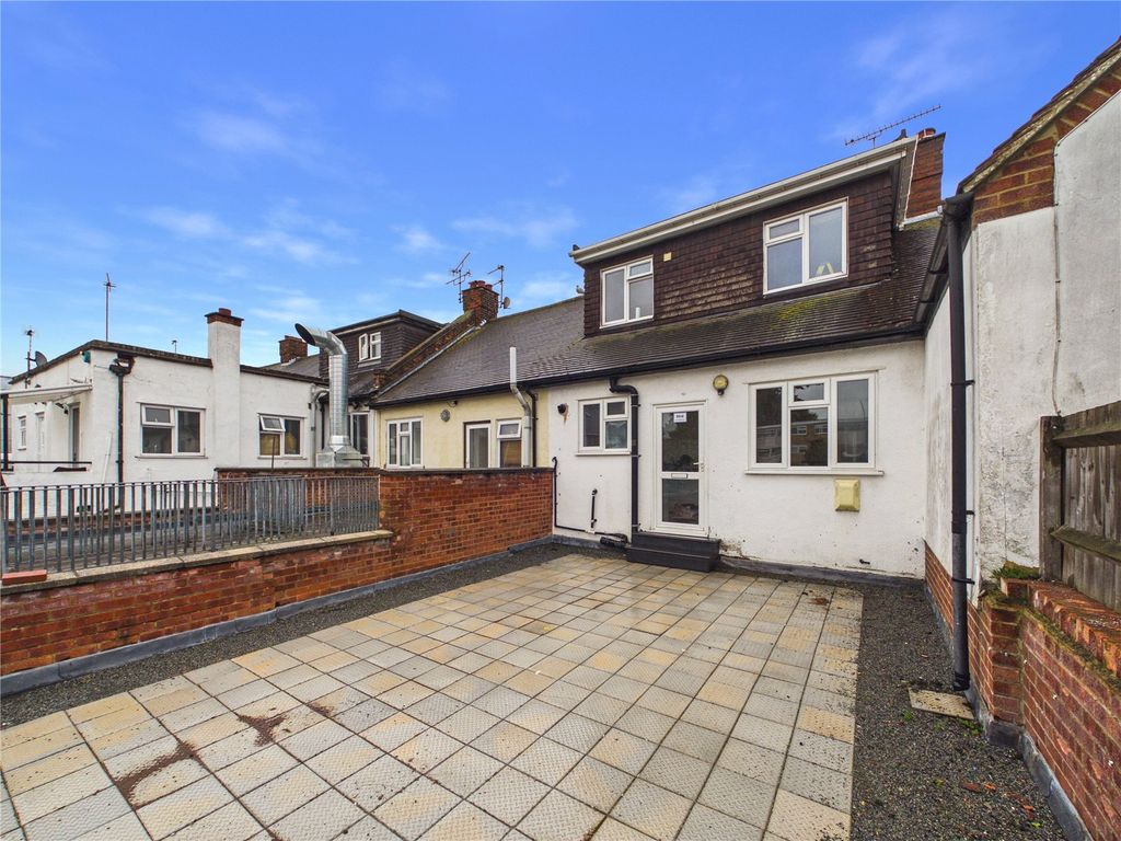Property photo 1 of 12 Picture No. 11