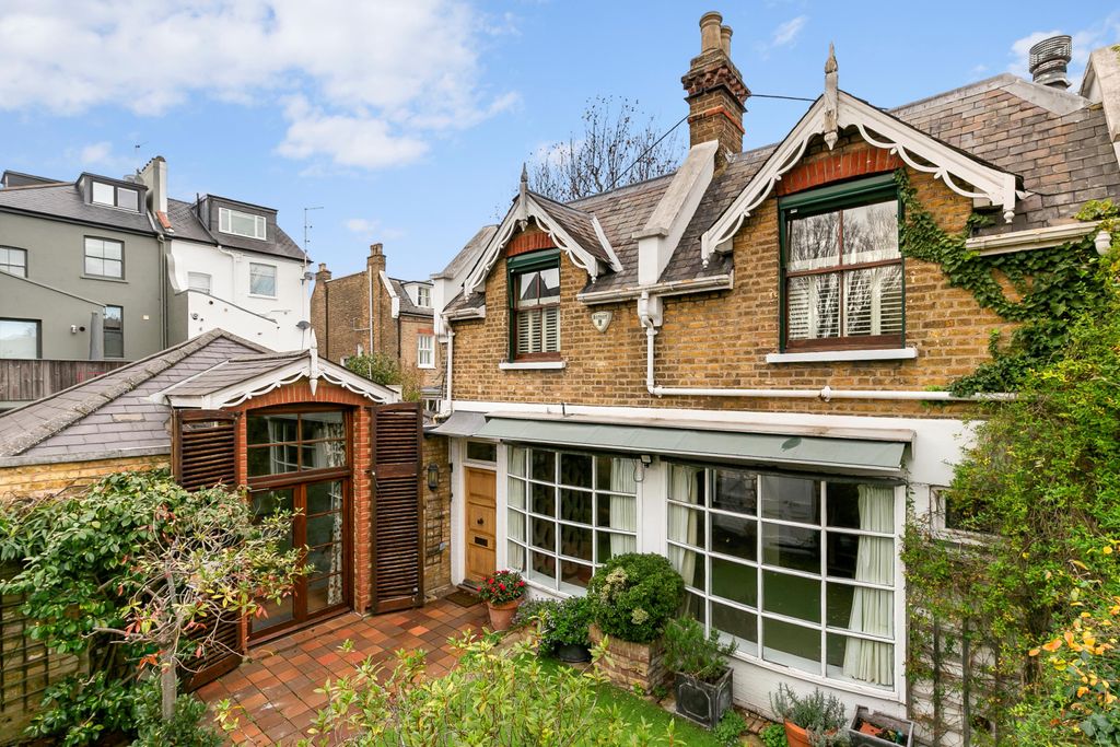 Property photo 1 of 14 Image