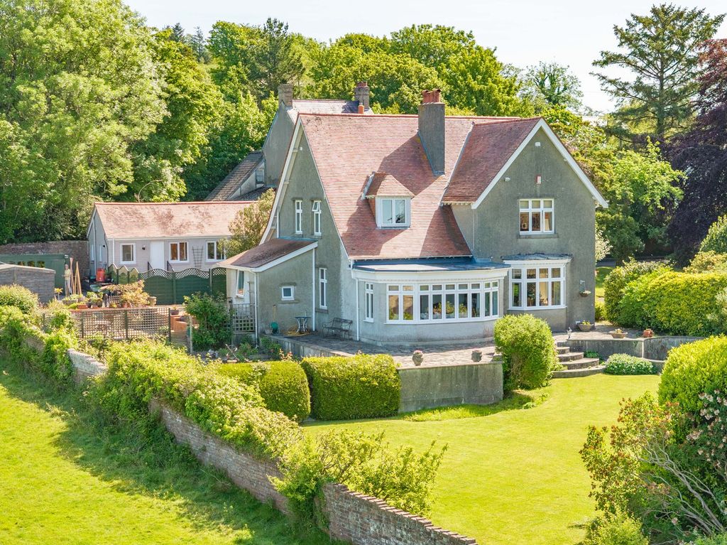 Property photo 1 of 63
