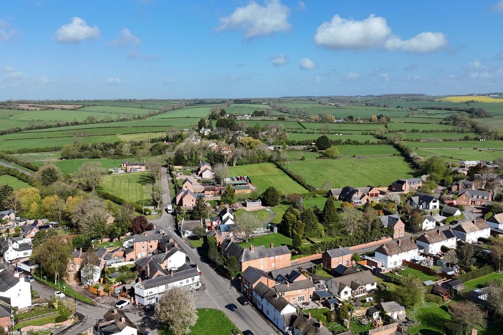 Property photo 2 of 18 Dji_20260413103108_0416_D