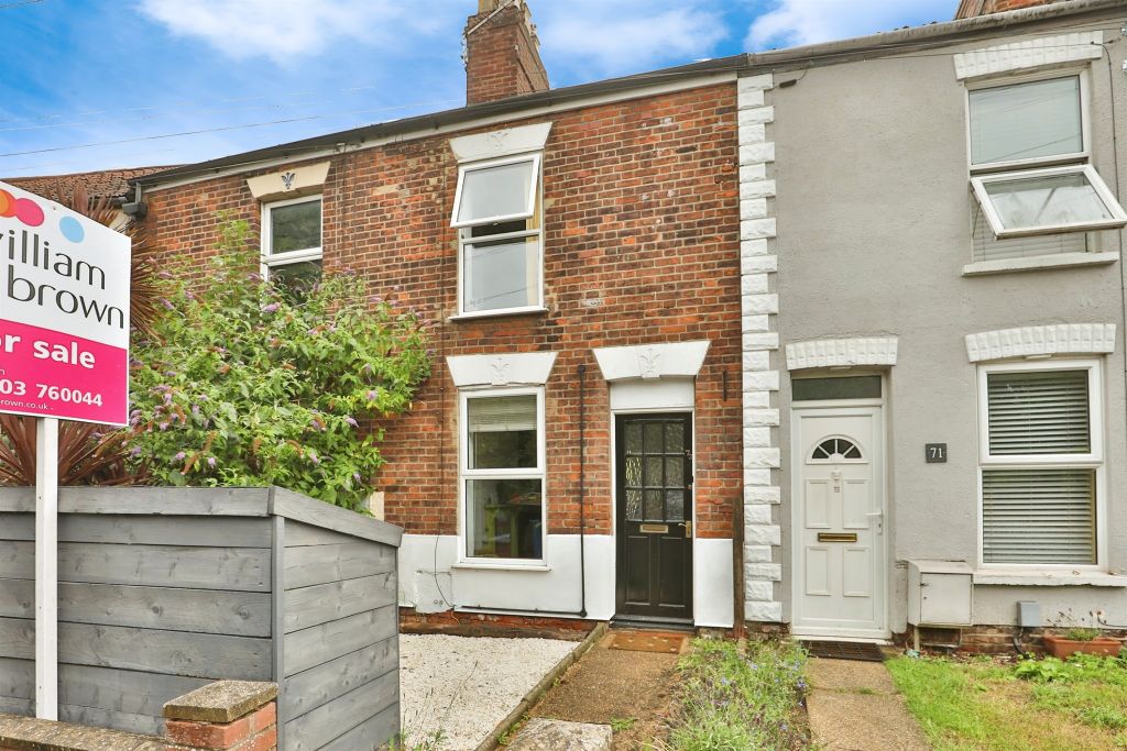 Property photo 1 of 17