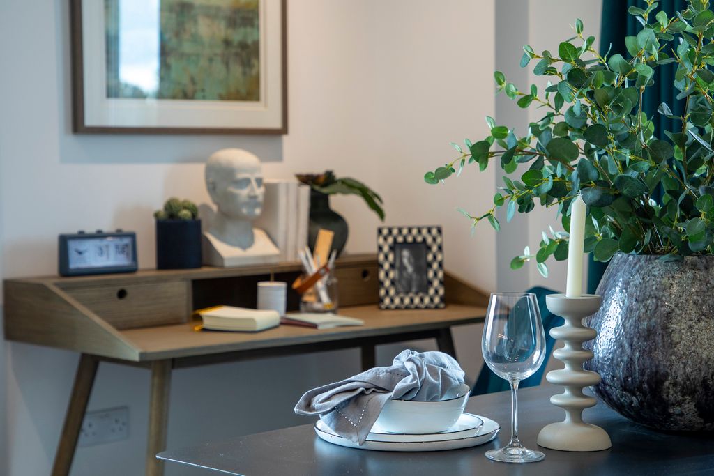 Property photo 3 of 8 24.09.11 Cside Hepworth 2 Bed Show Apt -94