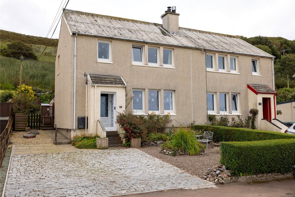Property photo 3 of 16 Picture No. 11