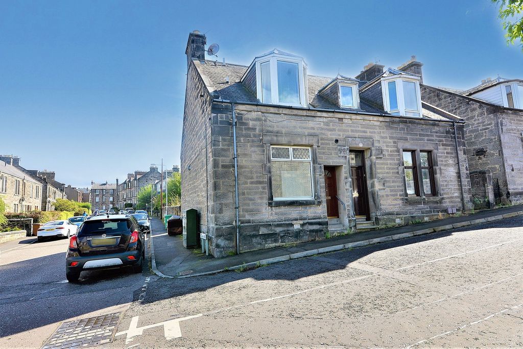 Property photo 1 of 10
