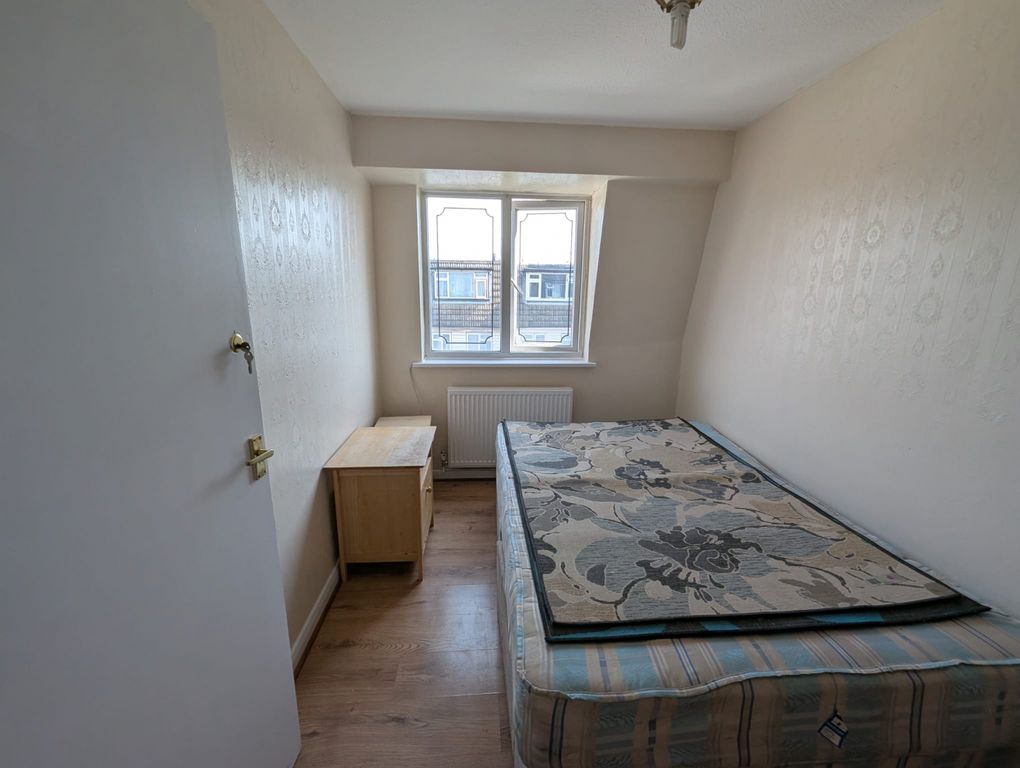 Property photo 3 of 13 Gallery