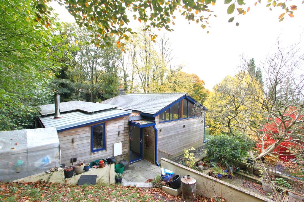 Property photo 2 of 22