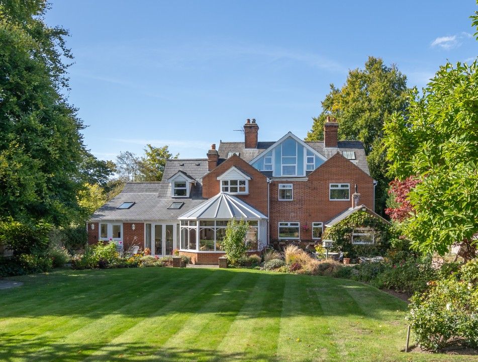 Property photo 1 of 35