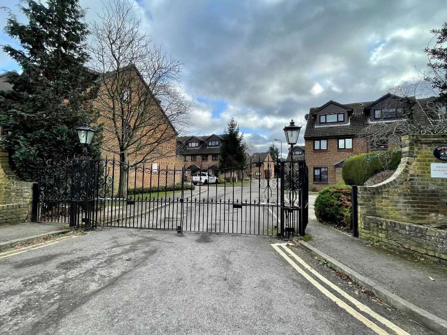 Property photo 2 of 10