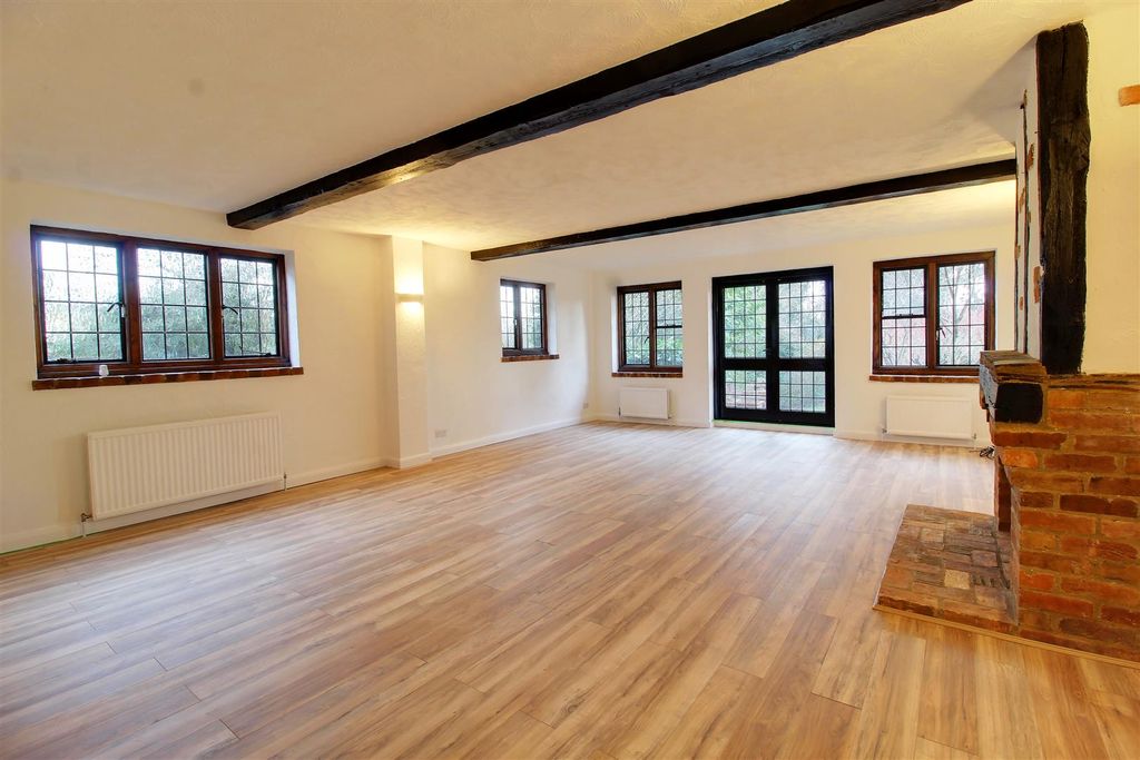 Property photo 2 of 23 Img_3252-Img_3254.Jpg