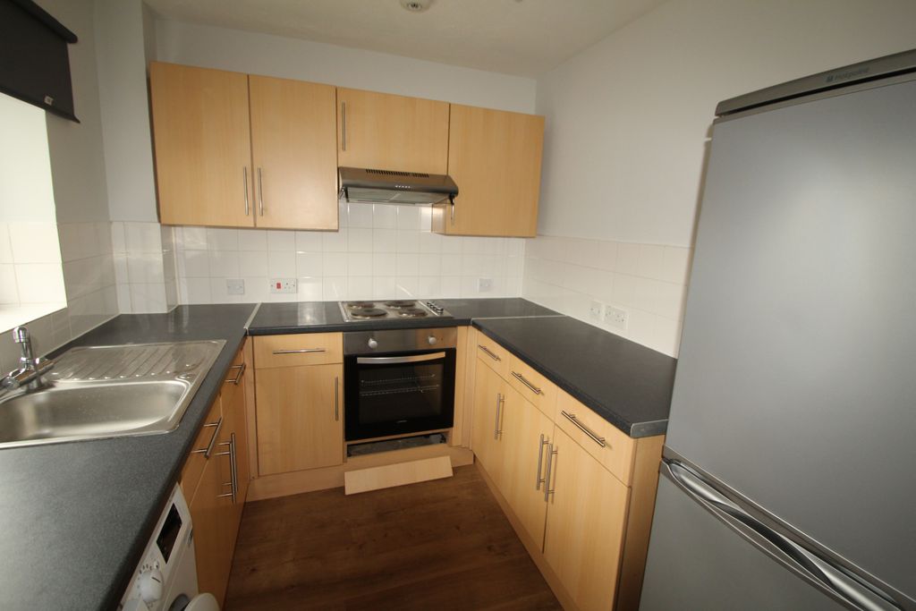 Property photo 2 of 6