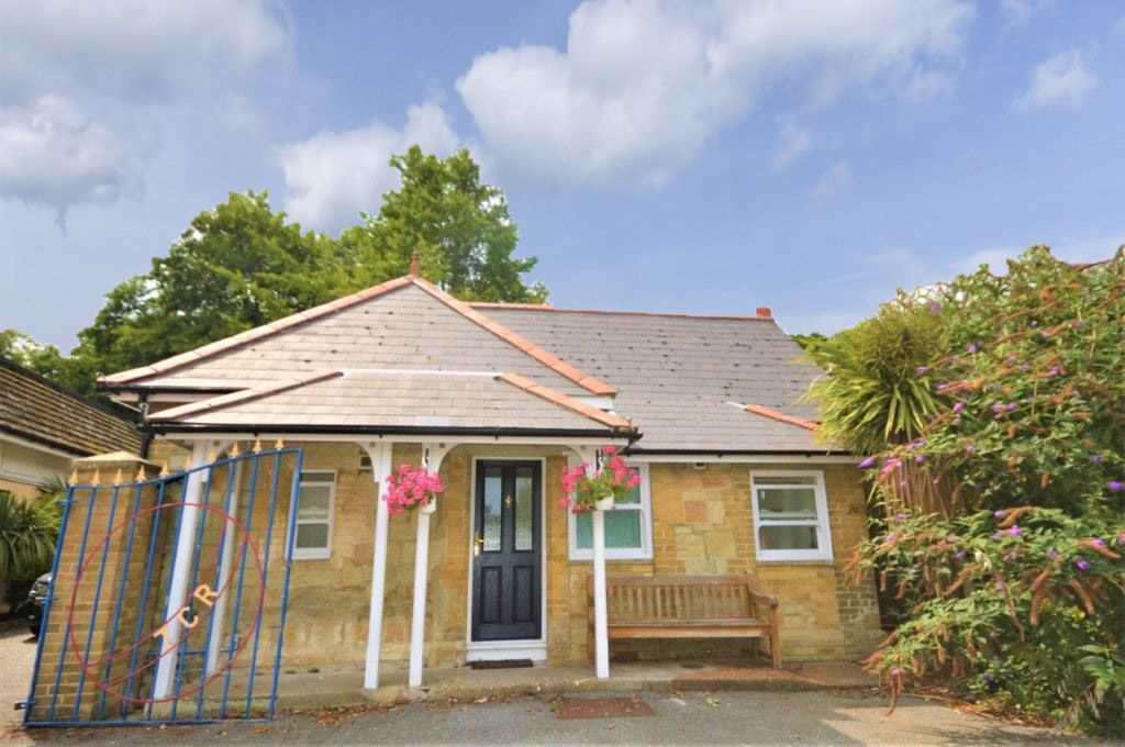 Property photo 1 of 6 1