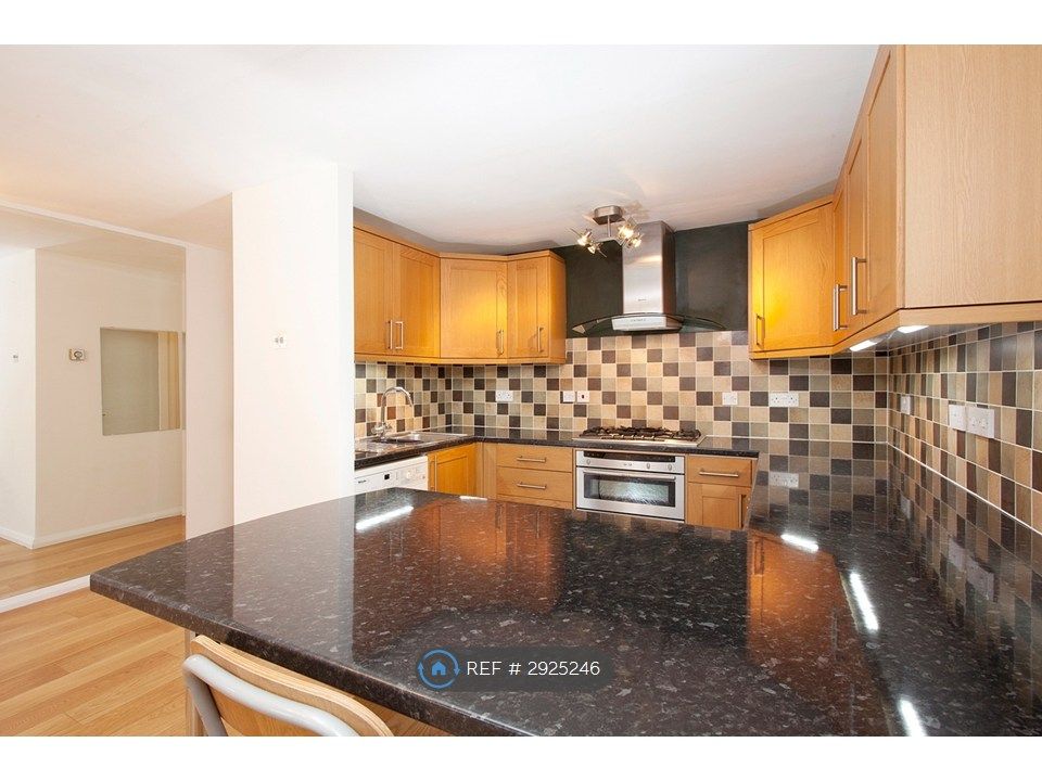 Property photo 2 of 3