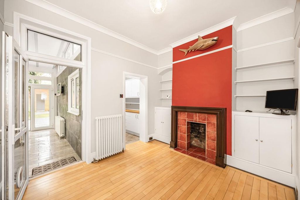 Property photo 2 of 26 2
