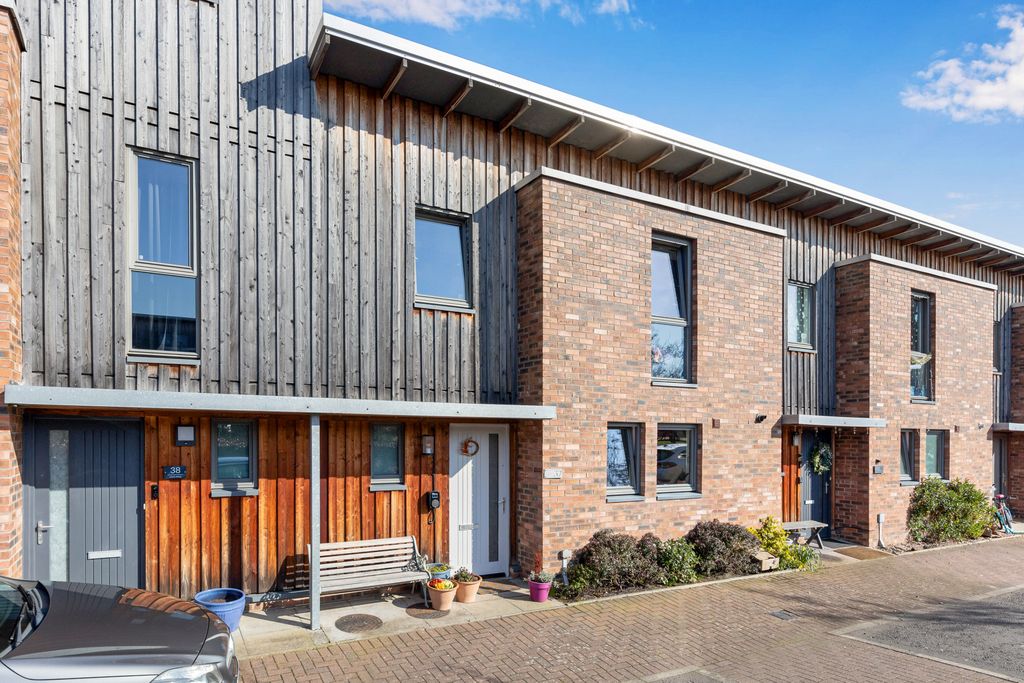 Property photo 1 of 24 Primary Property Image