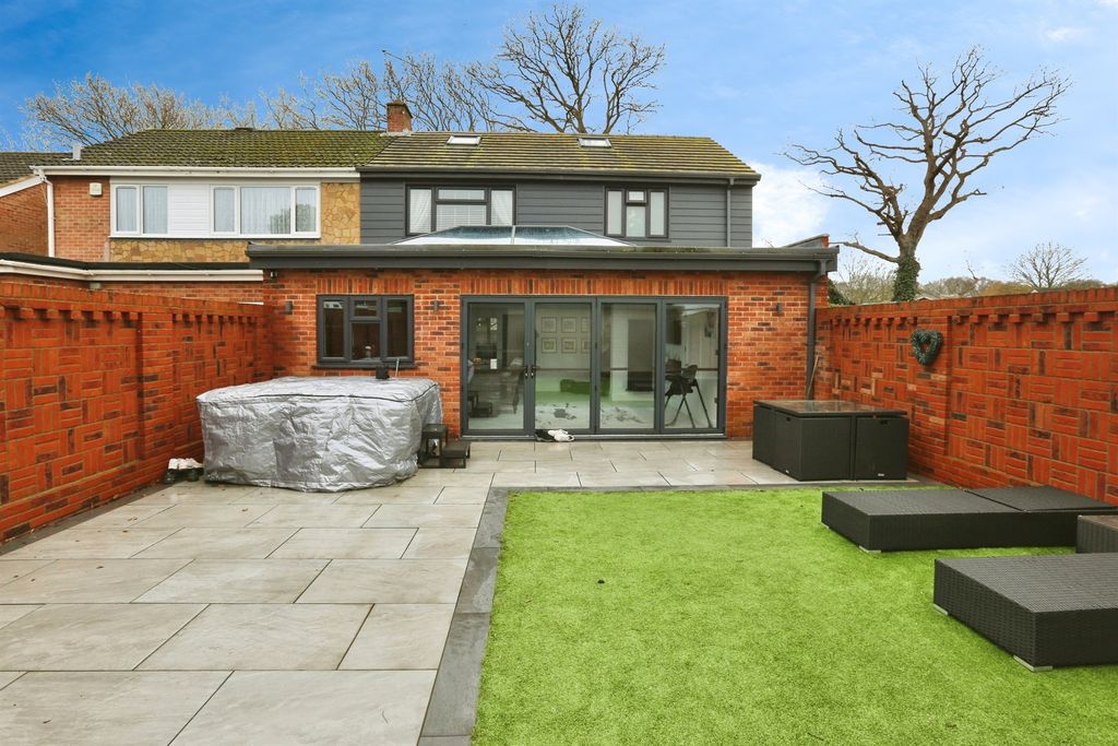 Property photo 1 of 21