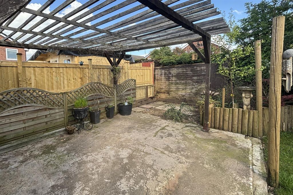 Additional image 12 of 2 bed detached bungalow for saleMontrose Court, Goole DN14