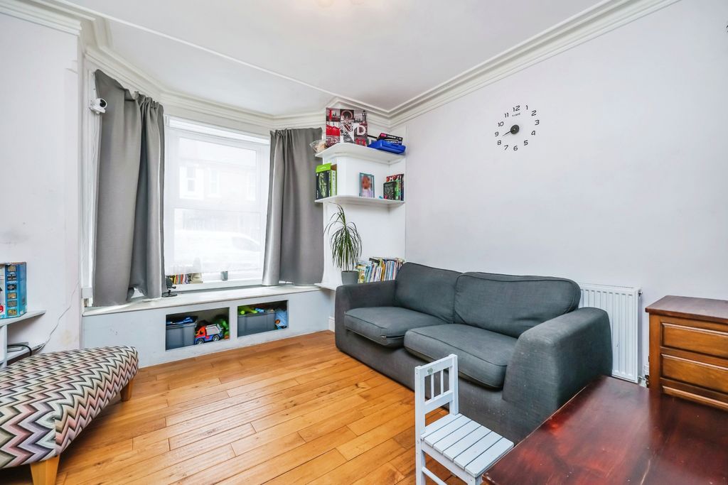Property photo 2 of 15