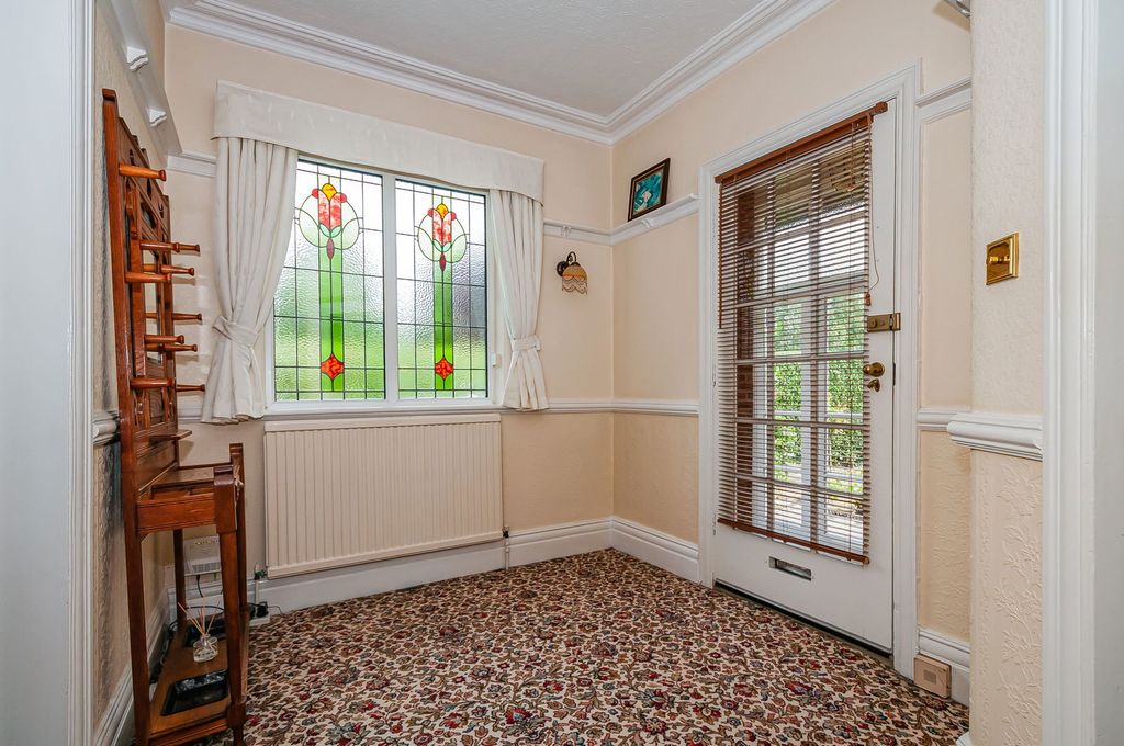 Property photo 3 of 29