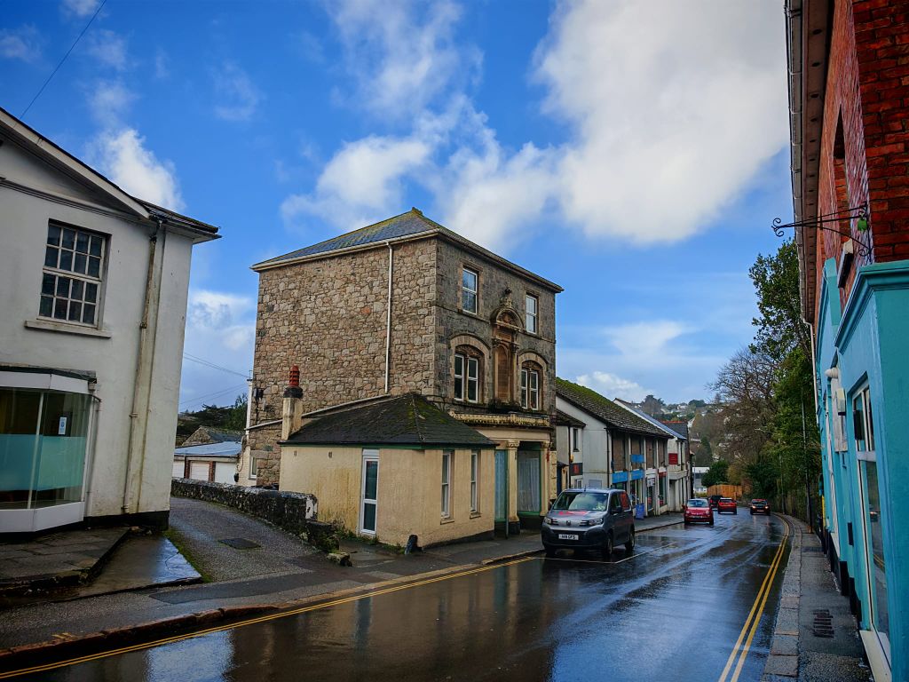 Property photo 1 of 22