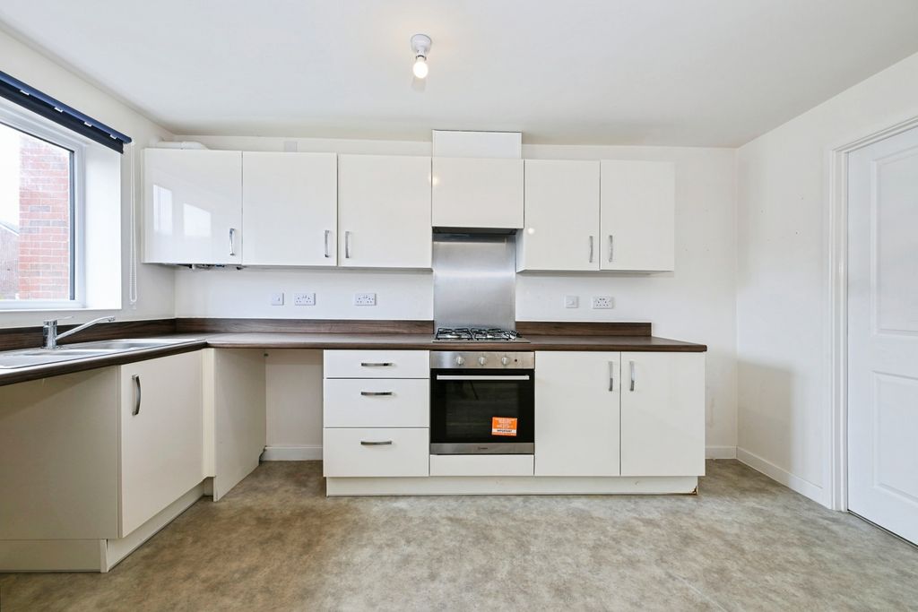 Property photo 2 of 16 Pbox-Img.Jpg