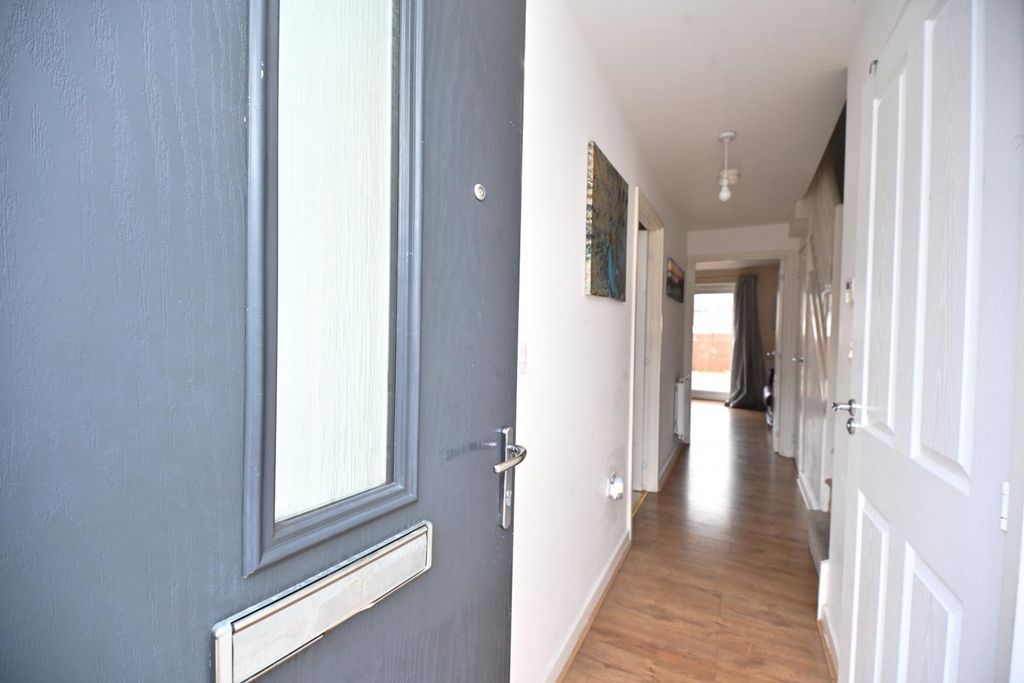Property photo 3 of 24 Rowan Tree Road, Oldham, Ol8 3LG - Modern Family H
