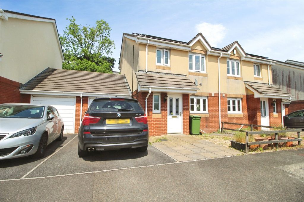 Property photo 1 of 11 Picture No. 19