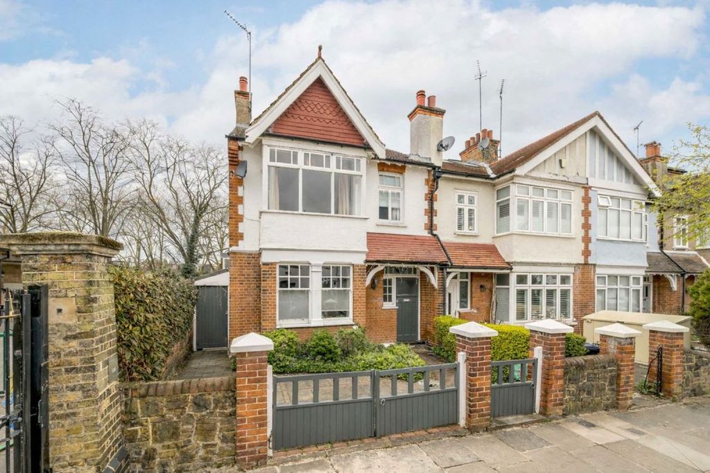 Property photo 1 of 6