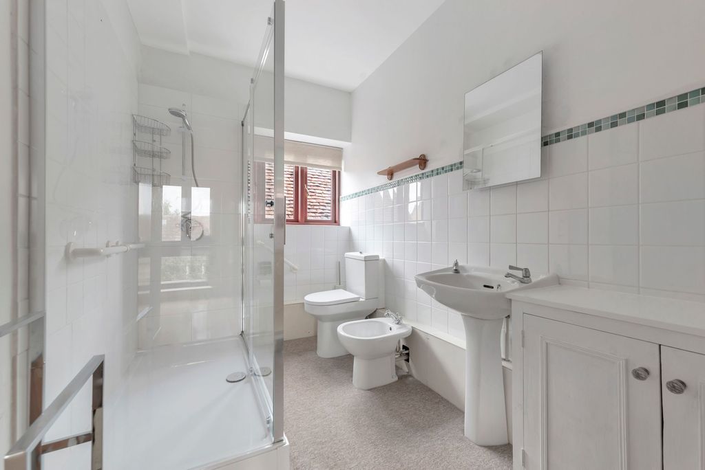 Additional image 7 of 2 bed flat for saleBridge Street, Pershore WR10