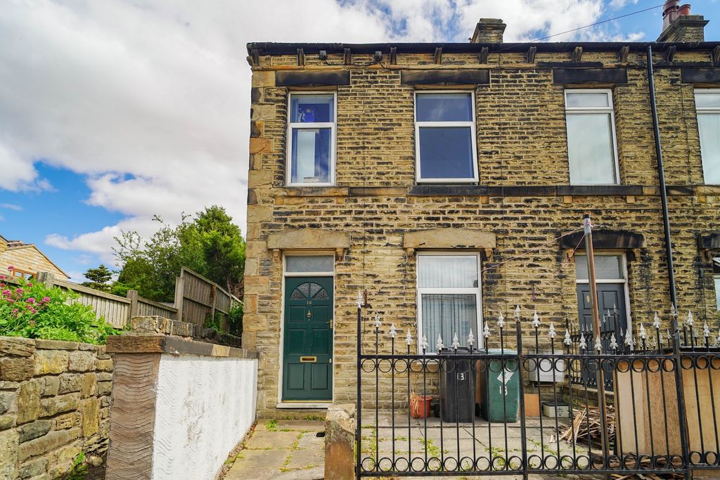 Property photo 1 of 24