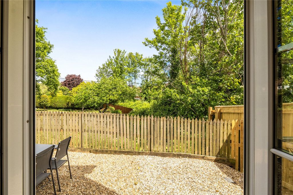 Additional image 10 of 2 bed flat for saleWoolbrook Road, Sidmouth, Devon EX10