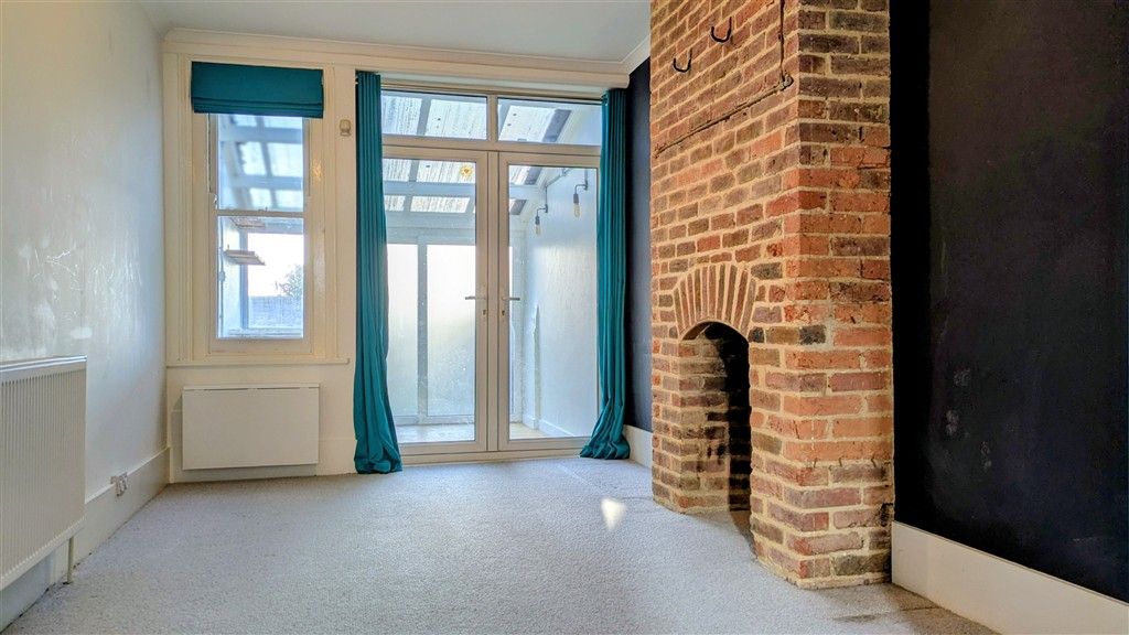 Property photo 2 of 12 Dining