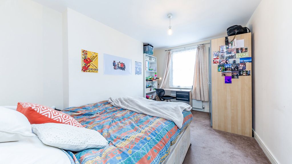 Property photo 3 of 7