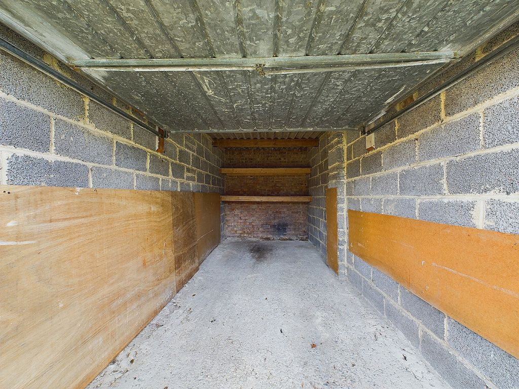 Property photo 3 of 5 3091894