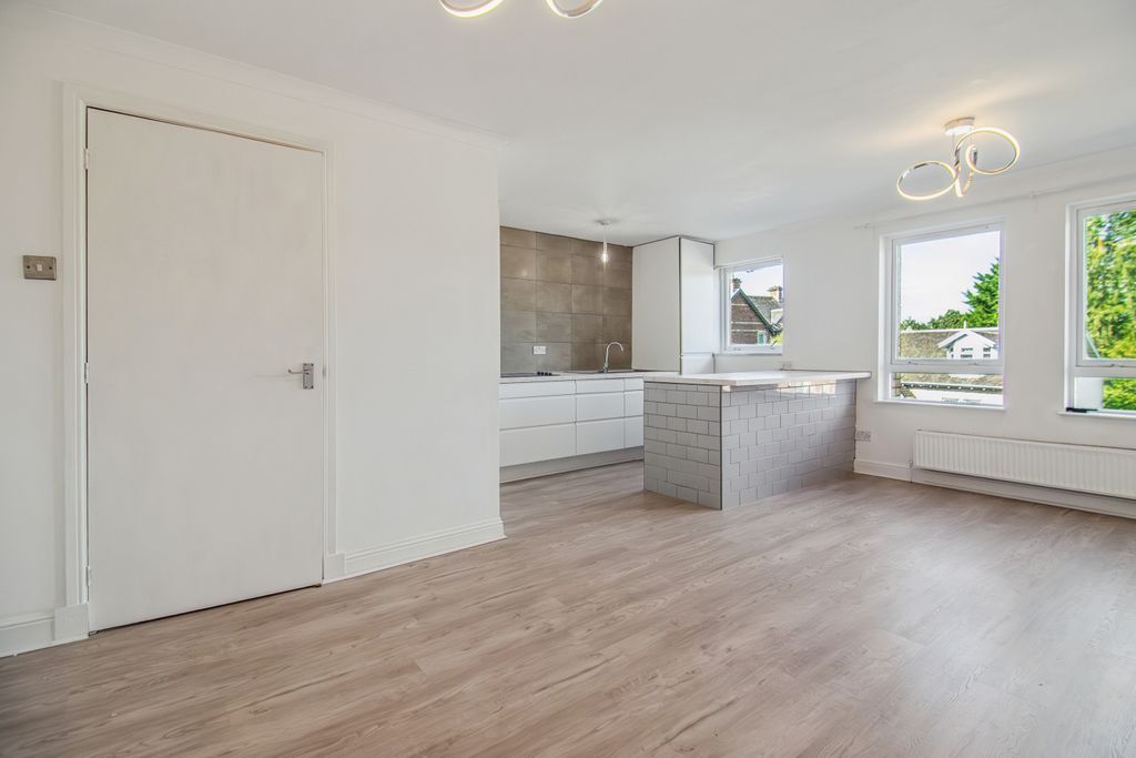 Property photo 3 of 25 3