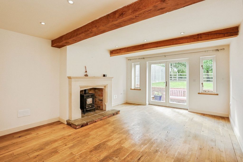 Property photo 2 of 29