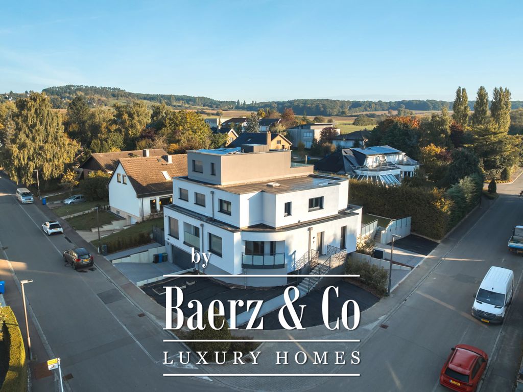 Property photo 1 of 35