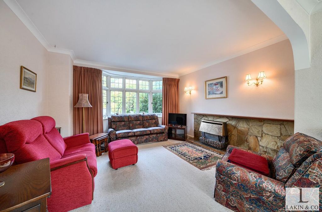 Property photo 2 of 15