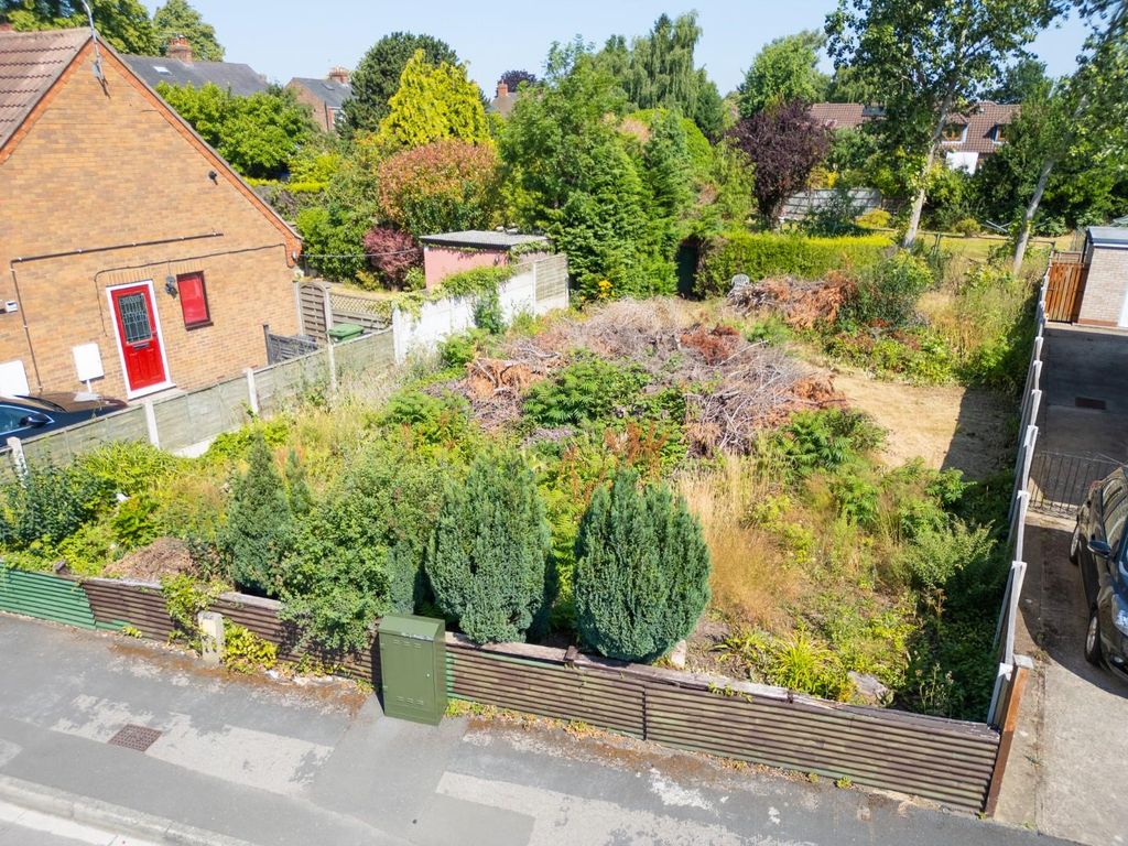Property photo 3 of 18 External