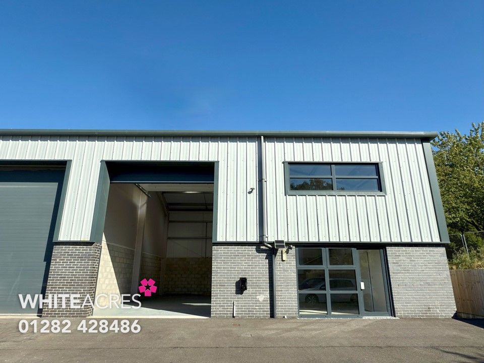 Property photo 1 of 6 Photo 21