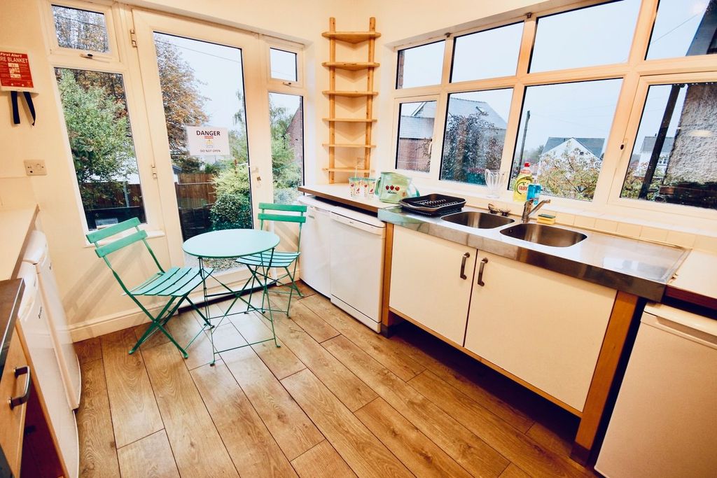 Property photo 3 of 9 Img_5694