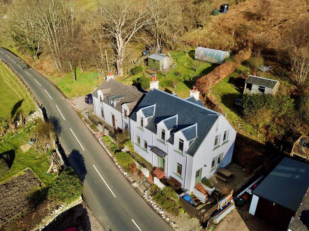 Property photo 1 of 32
