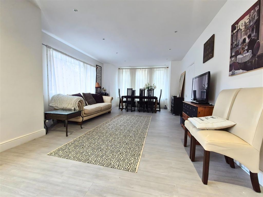 Property photo 2 of 18 2.Png