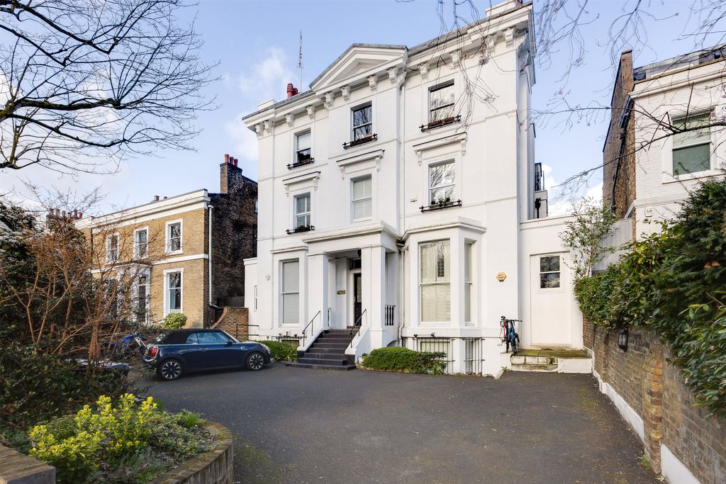 Property photo 2 of 13 Picture No. 30